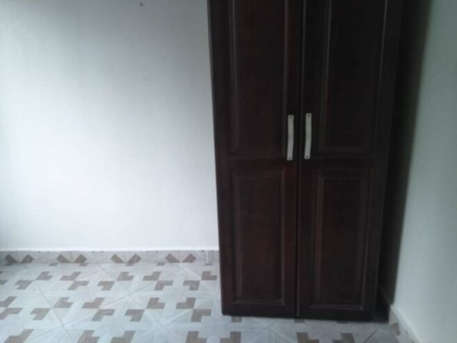 Kyaliwajjara 450k one bedroom and sitting room for rent.