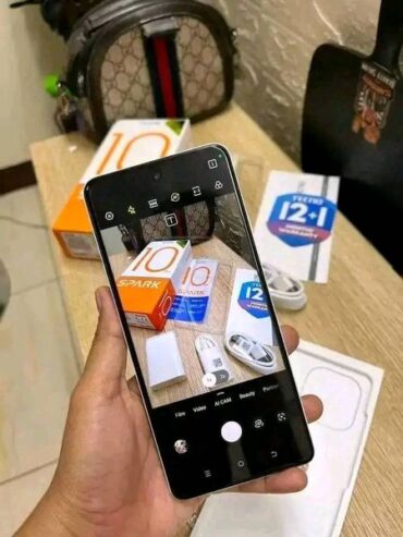 Tecno spark 20 pro Call 0759084949