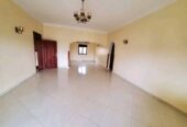 House for rent in kira burindo, three bedrooms