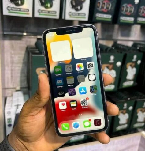 IPHONE 11 @ 1,100,000