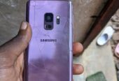 Samsung s9 cracked screen and cover