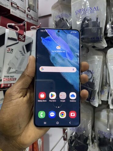 S21plus 5G 128gb 12gb slightly cracked quick sell at 590k