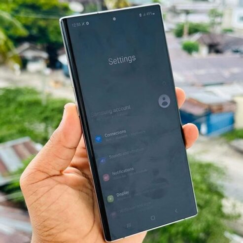 SAMSUNG NOTE 10 PLUS @ 870,000