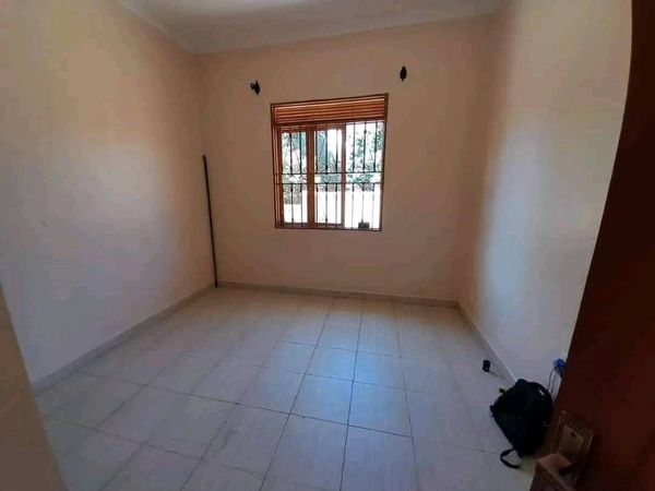 Namugongo sonde 350k spacious one bedroom and sitting room