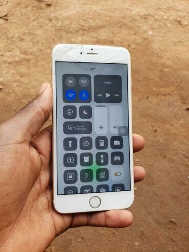 iPhone 6 16gb at only ugx 100k