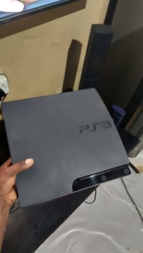 PS3 for sale at only 470k with 24 games and pads