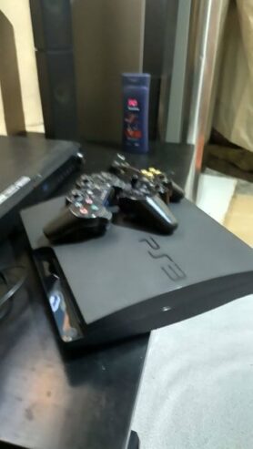 PS3 for sale at only 470k with 24 games and pads