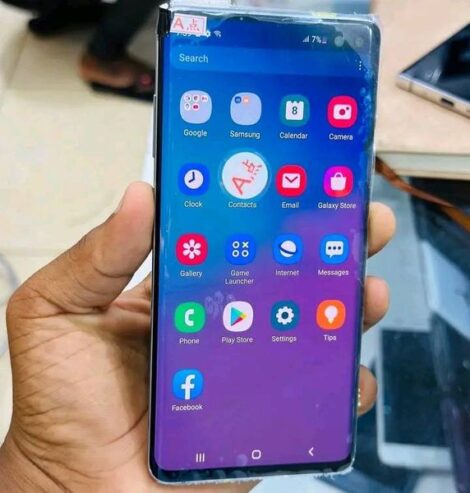 Samsung Galaxy s10 + on sale at 530k