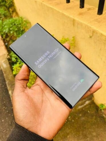 Samsung Galaxy Note 10 on sale. at 350000ugx