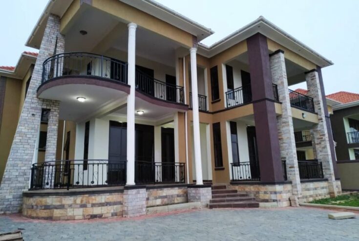 5 Bedroom House for Sale in Kira Wakiso