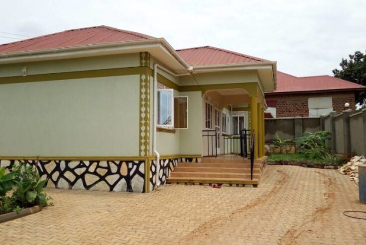 3 Bedroom house for sale in Buwate