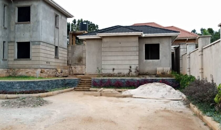 6 Bedroom Incomplete House for Sale in Namugongo