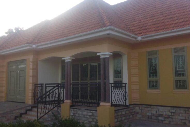 A new house on sale in Bwebajja