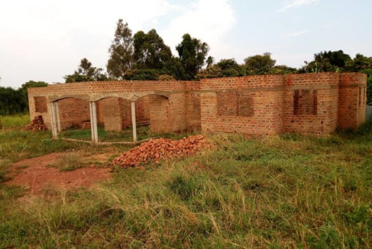 SHELL HOUSE FOR SALE IN Location: KITENDE WITH A LAKE VIEW