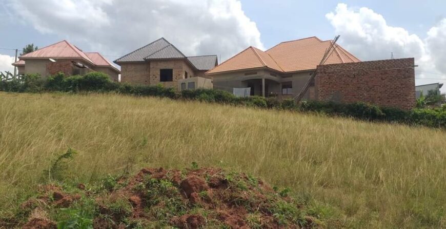 Prime plots for sale in Rwebishuri after Rutagarama technica