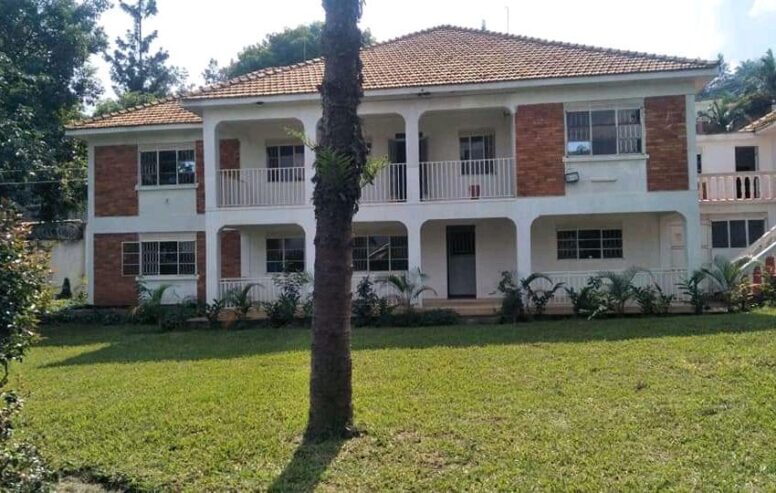 6 Bedroom House for Sale in Naguru Kampala at USD 950000