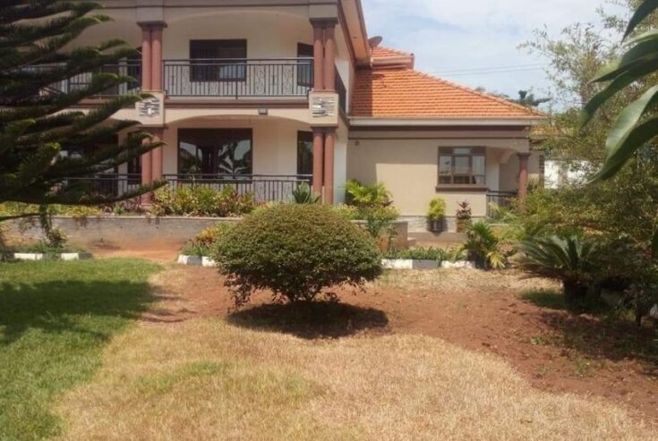 5 Bedroom House on Acre for Sale in Gayaza