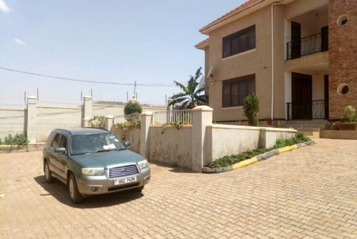 4 Bedroom self contained House for sale in Munyonyo