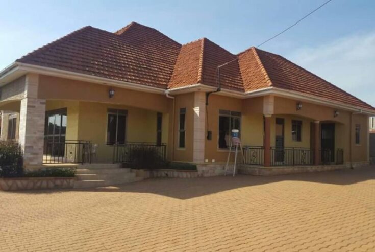 4 Bedroom house for sale in Kira