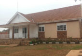 A stand alone house for Rent in Ntinda, 2.5M