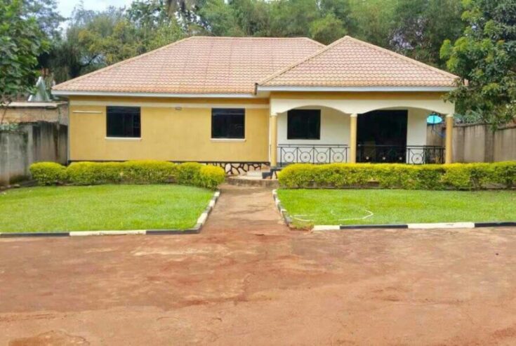 4 Bedroom house for Sale in Ntinda