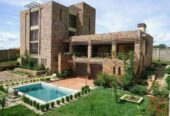 7 Bedroom house for sale in Garuga