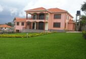 5 Bedroom House for Sale in Lubowa Entebbe Road