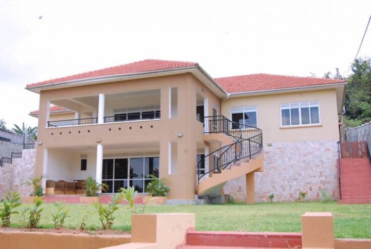 Nice Home for Sale in Muyenga Kampala at USD 800,000
