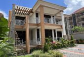 Kyanja 7 Bedrooms Mansion For Sale At 1.1Billion Ugx