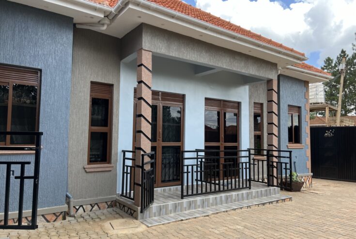 5 RENTAL UNIT HOUSE FOR SALE IN KIRA AT 450M UGX