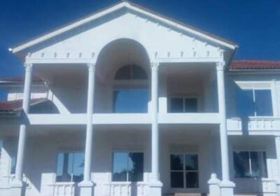 Lakeside-Mansion-for-Sale-in-Nalugala-Entebbe-Road-11-660×570-1