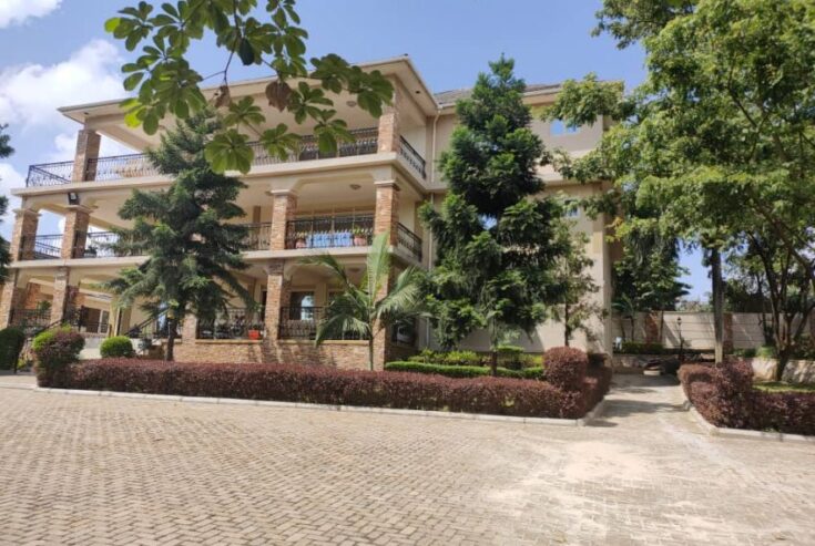 5 Bedroom Mansion for Sale in Bunga Kampala