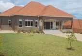 Posh 4 Bedroom Bungalow