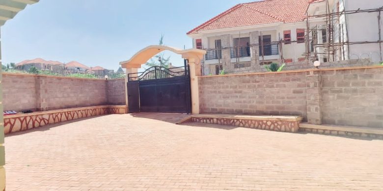 3 rental units for sale in Kira Mulawa