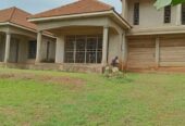 House in Bweyogerere with 4 bedrooms for sale.