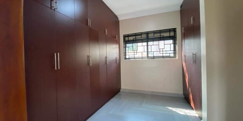 This is a brand new house in Kyanja Kungu for sale