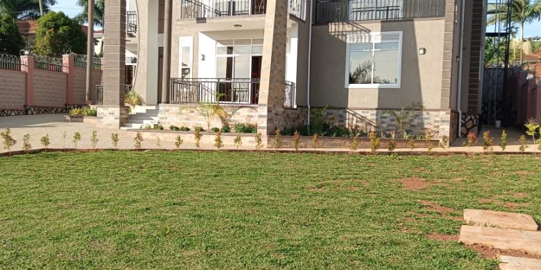 House in Bwebajja Akright City Entebbe Road on sale