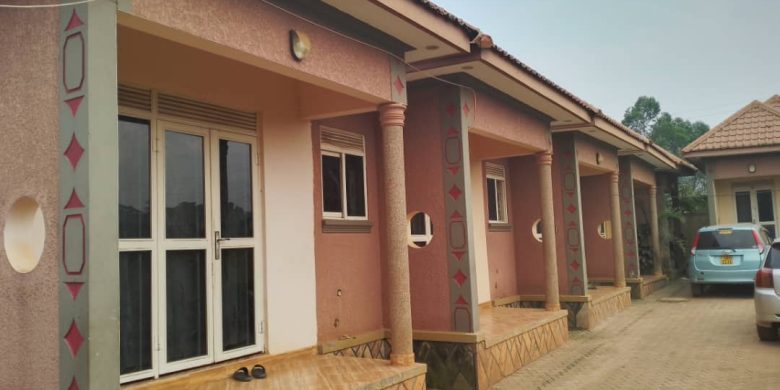 6 rental houses in Kyanja for sale