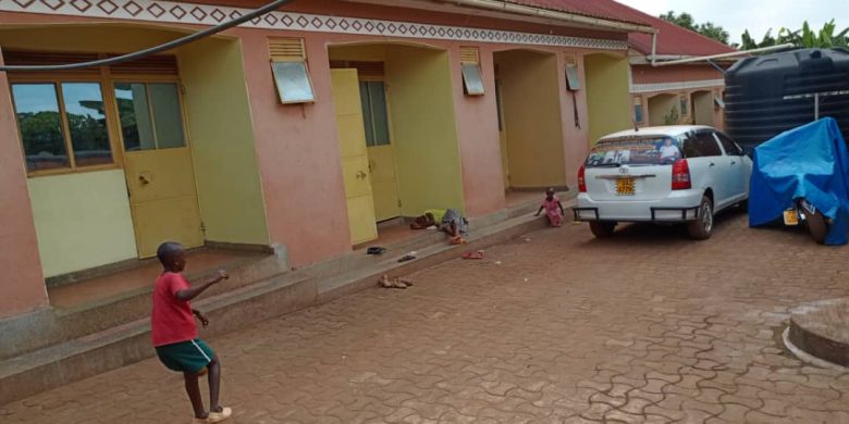 7 rental units in Wakiso town on sale