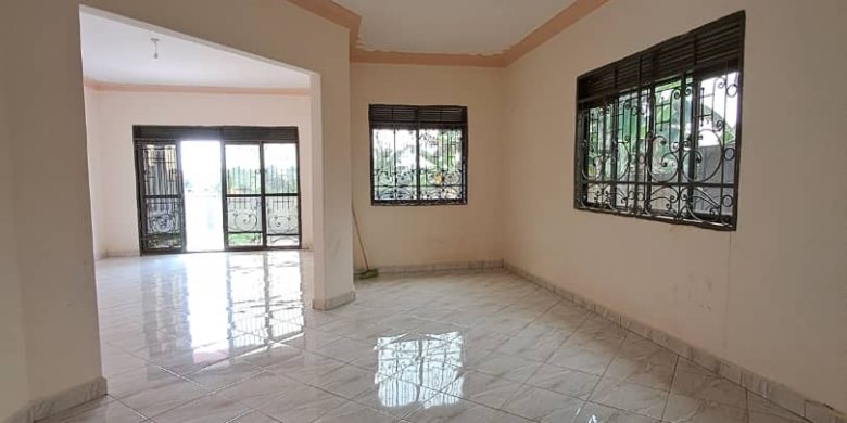 Bungalow in Gayaza Nakwero for sale