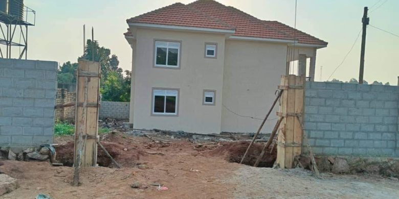 Brand new house in Kitende for sale