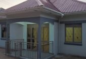 Brand new bungalow house in Kitende having 3 bedrooms