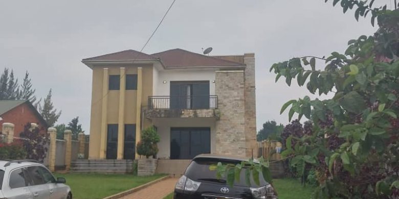 House of 8 bedrooms for sale in Mpala Bubuli, Entebbe.