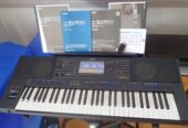 Yamaha PSR-SX900 61-Key Arranger Workstation Keyboard new