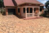 3 bedroom house for rent in Kisaasi