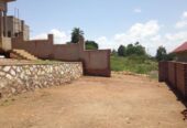 3 Bedroom house for sale in Kira