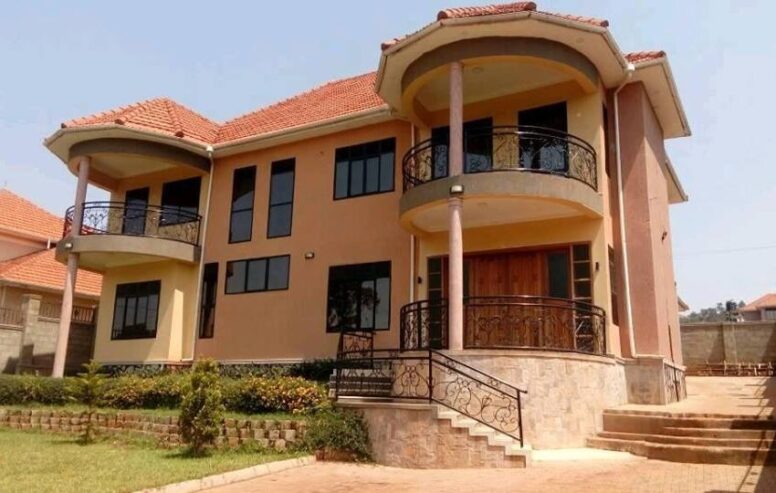 5 Bedroom house for sale in Entebbe