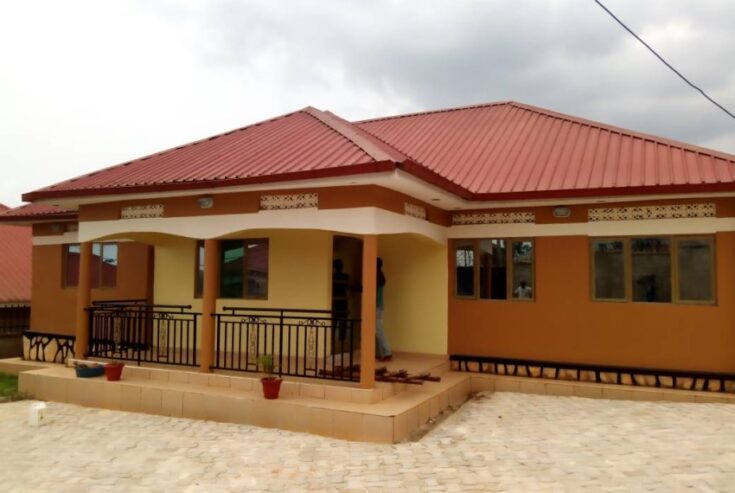 4 bedroom Location: Namugongo Mbalwa