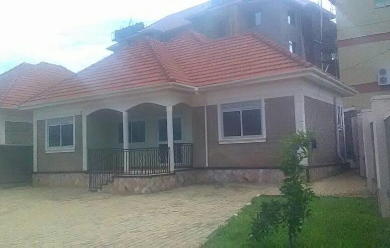 New beautiful residential house for Sale in Bwebajja