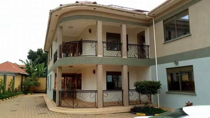 6bedrooms for sale in namugongo